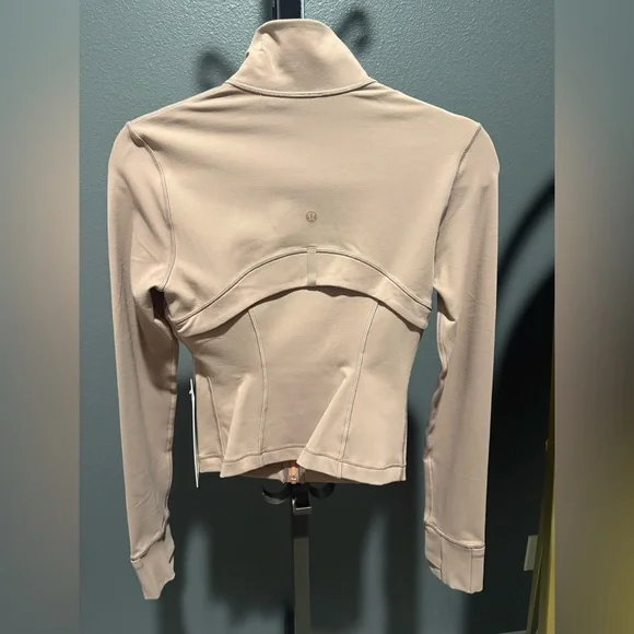 Lululemon Define Cropped Jacket - Twilight Rose / Rose Gold (Luon)*Sparkle - Picture 6 of 8